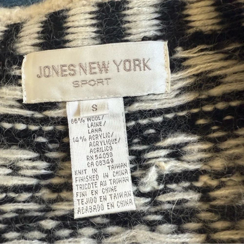 Wool Blend Long Cardigan Sweater Black white fair isle metal buttons Small
